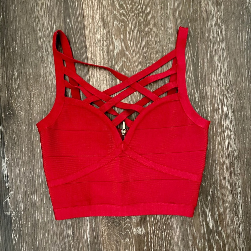 Bebe crop top